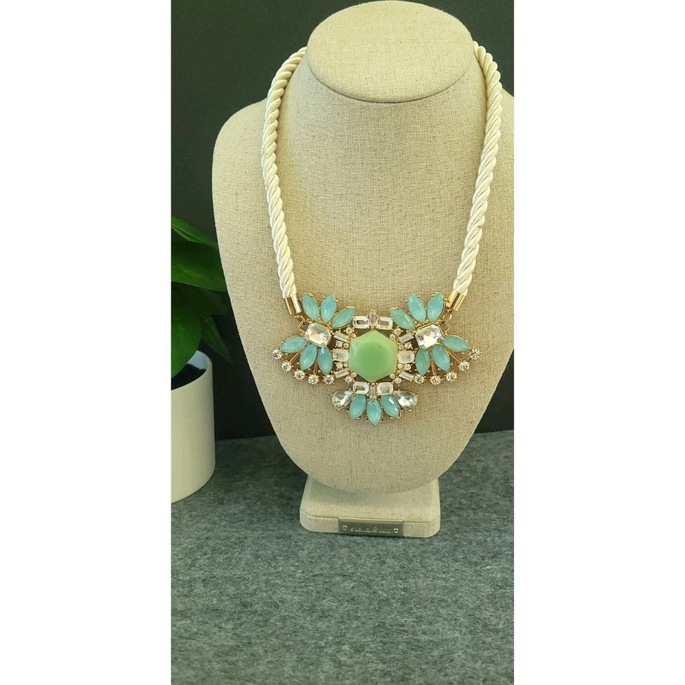 PARK LANE Aqua Fleur Statement Necklace Aqua Crystal Ivory Rope Gold Tone Retire